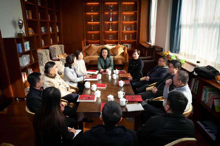 A Party Meeting for General Branch and Branch Secretaries